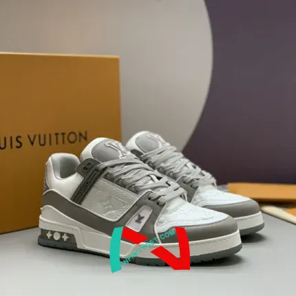 LOUIS VUITTON TRAINER SNEAKERS