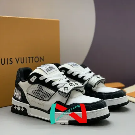 LOUIS VUITTON TRAINER SNEAKERS