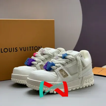 LOUIS VUITTON TRAINER SNEAKERS