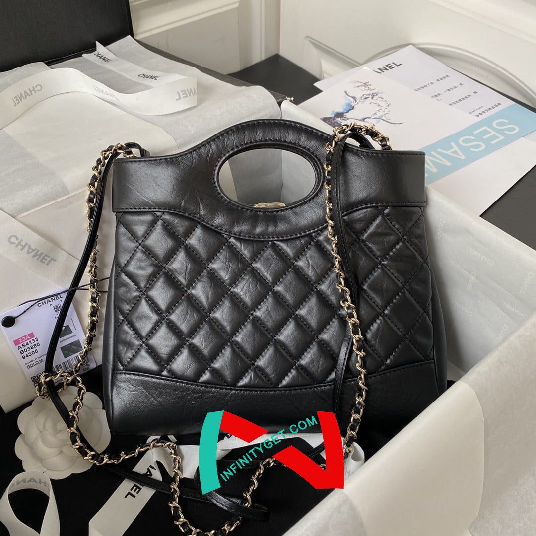 Chanel 23A mini 31 bag AS4133. top quality Size: 22 * 23 * 5.5cm