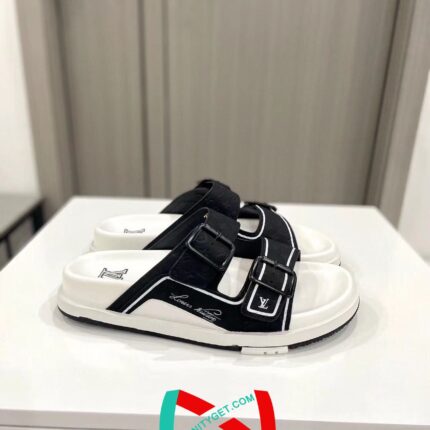 LOUIS VUITTON  MAN SLIPPERS