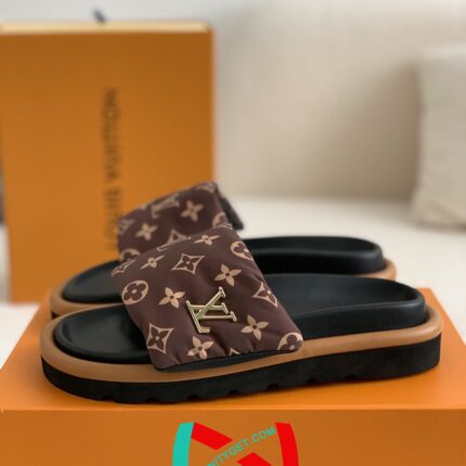 LOUIS VUITTON  SLIPPERS