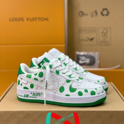 LOUIS VUITTON × NIKE AIR FORCE 1 Sneaker