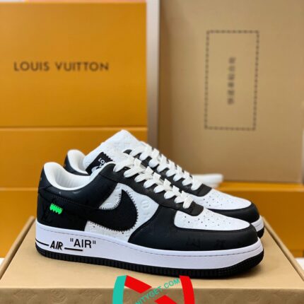 LOUIS VUITTON × NIKE AIR FORCE 1 Sneaker