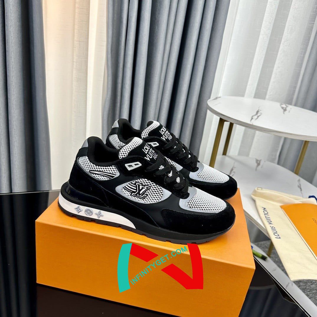 LV sneaker