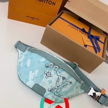Louis Vuitton 2023 New DISCOVERY Water Drop Green Waistpack M22765 Size: 44 * 15 * 9cm