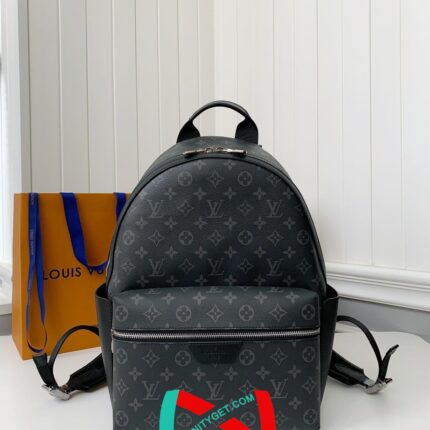 Louis Vuitton 24s New DISCOverY Small Backpack M20558. Top Quality Size: 29 * 38 * 20cm
