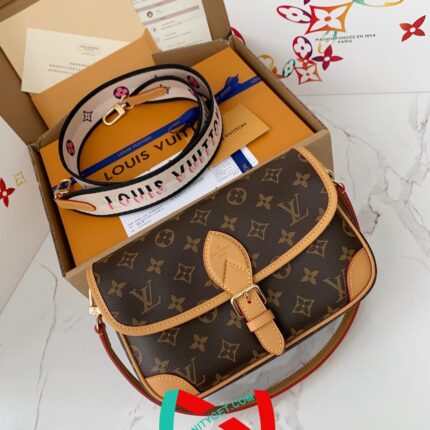 Louis Vuitton Borsa Diane M45985 .Size 9*15*24cm