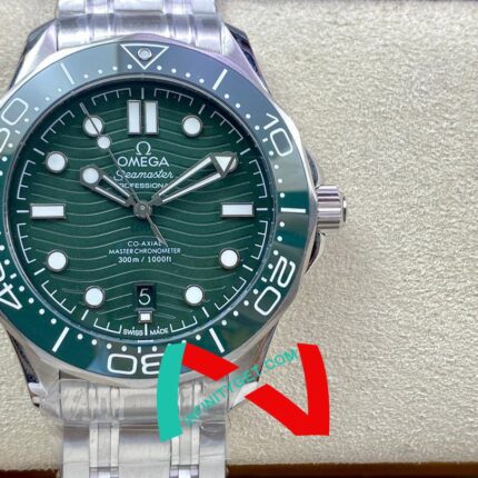 OMEGA Seamaster Diver 300M 42mm (Green Dial Seamaster Steel Bracelet)